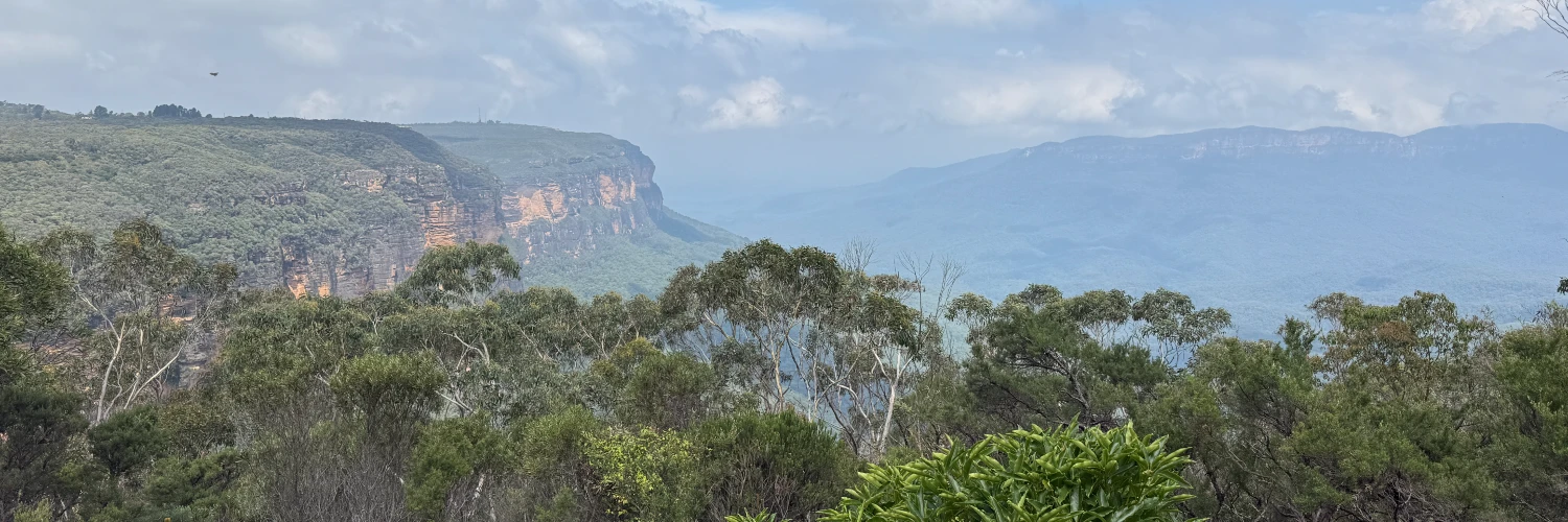 Blue Mountains, seen from Wentworth Falls, New South Wales